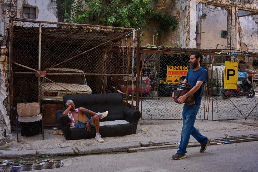 us-hits-cuba-with-new-sanctions-as-crises-multiply