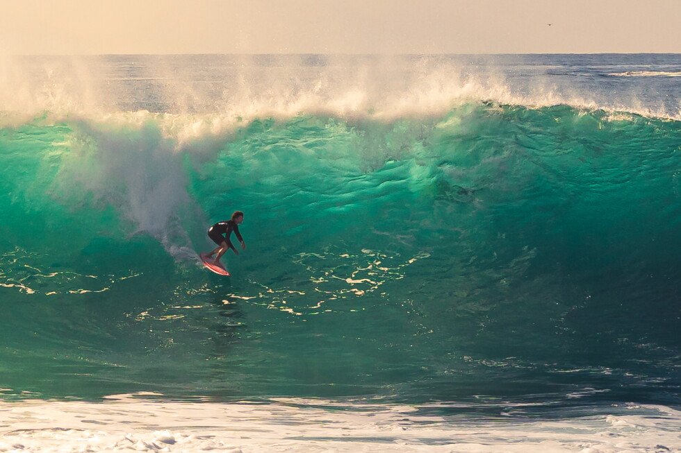 storm-creates-huge-waves-and-dangerous-currents-in-southern-california