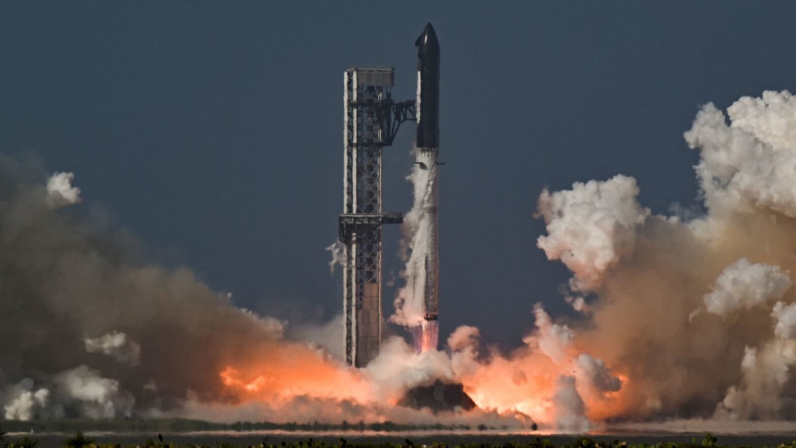 spacex-is-a-buy-as-the-rocket-company-can-solve-one-major-bottleneck,-says-pivotal-research