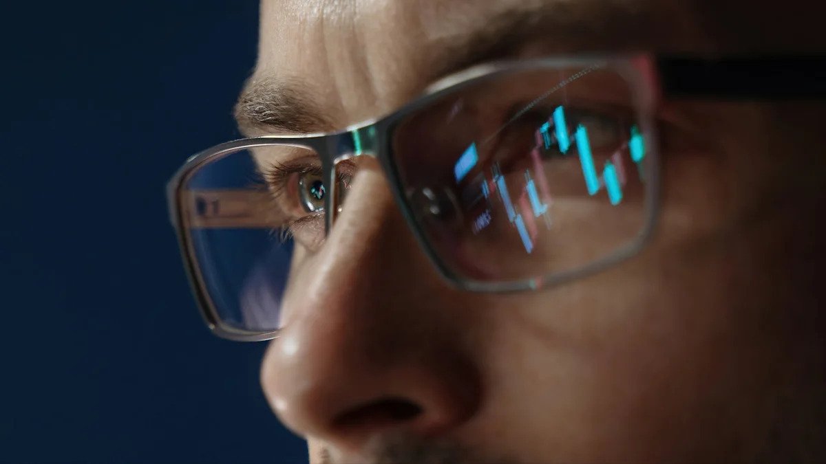 these-5-boring-stocks-are-quietly-crushing-the-market-and-making-investors-rich