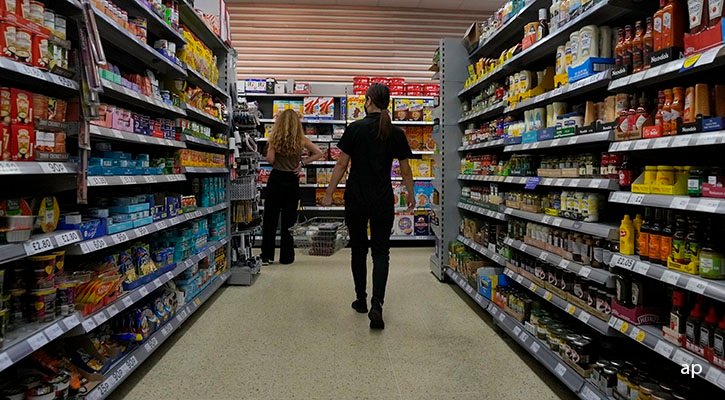 undervalued-supermarket-share-sees-sales-improvement