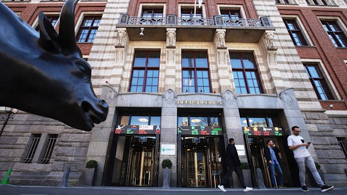 europe-can-attract-more-stock-trading-with-fewer,-better-markets