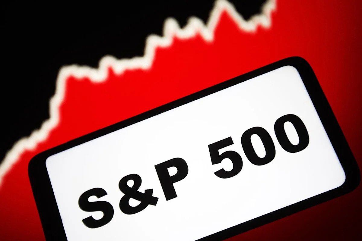 retail-investor-sentiment-plunges-to-16-month-low,-survey-shows
