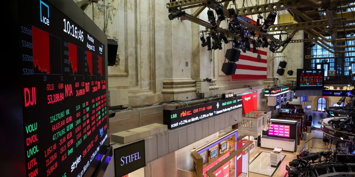 ai-capex-boom-masks-an-uncomfortable-truth-about-s&p-500-earnings:-goldman
