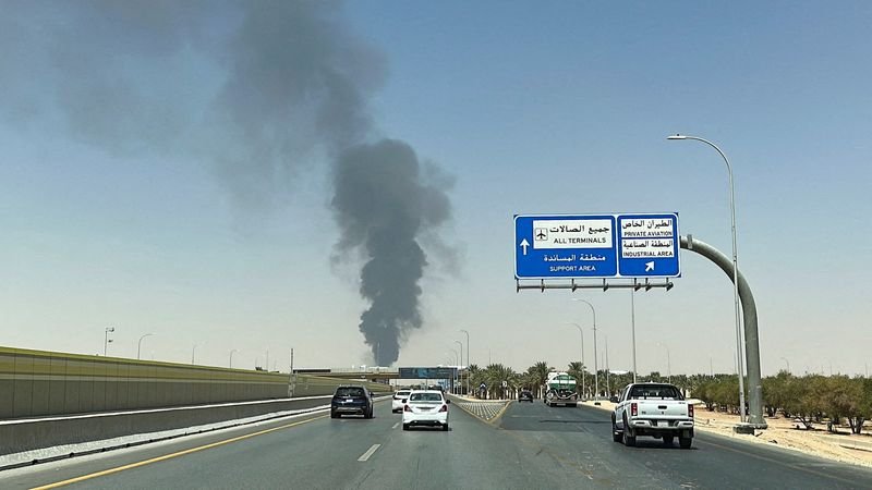 saudi,-gulf-stocks-fall-after-houthis claim-riyadh-attacks