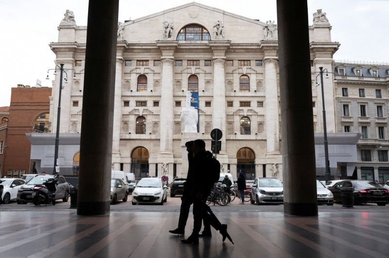 milan-stock-market-opens-higher,-banco-bpm-in-focus,-oil-sector-slips
