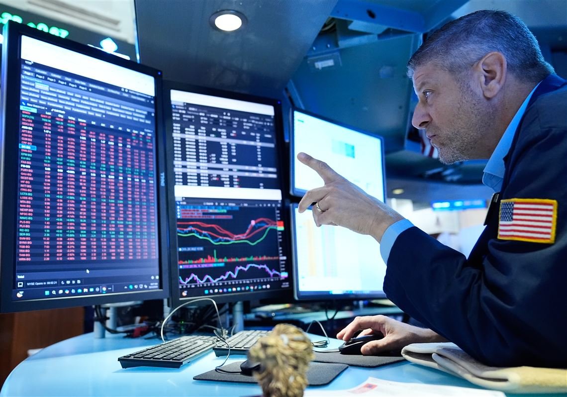 wall-street-ticks-to-the-edge-of-its-record-as-brent-oil-falls-toward-$98-per-barrel