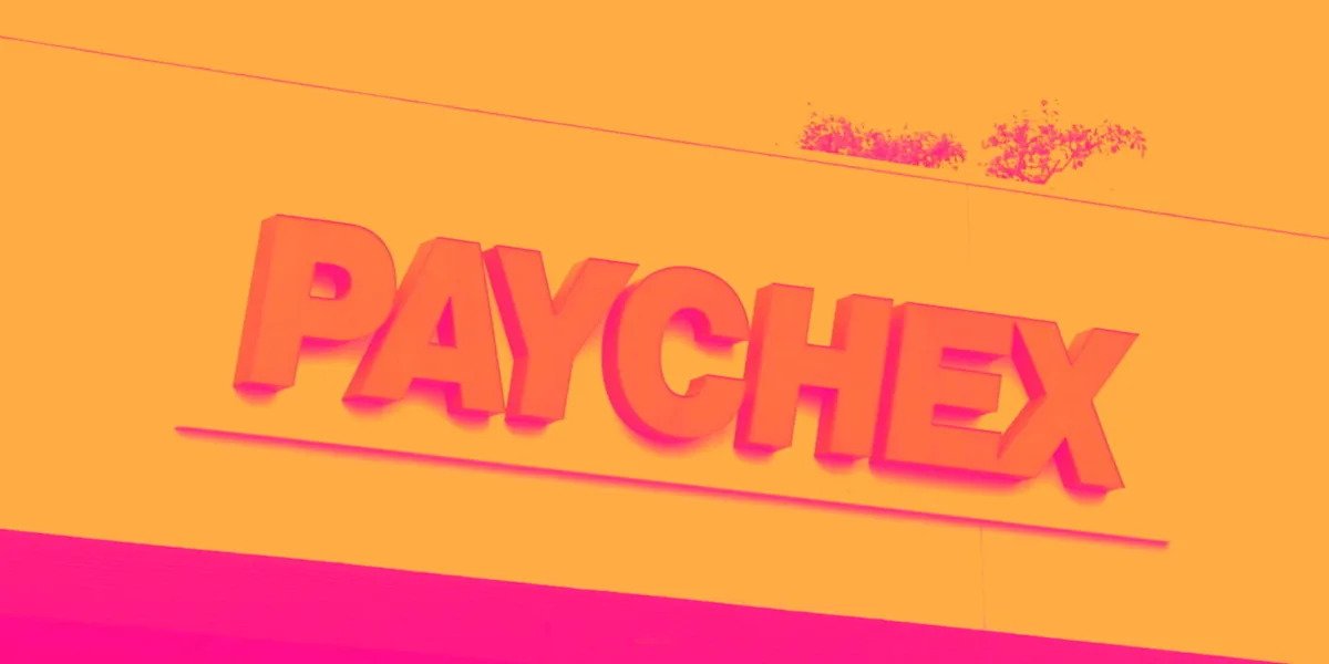 why-paychex-(payx)-stock-is-nosediving