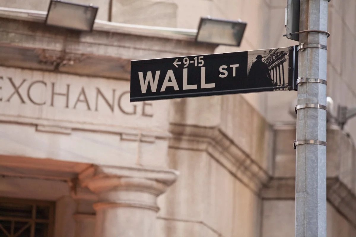 60%-of-americans-own-stock:-that’s-still-too-low-here’s-the-contrarian-case-for-why-it-matters.