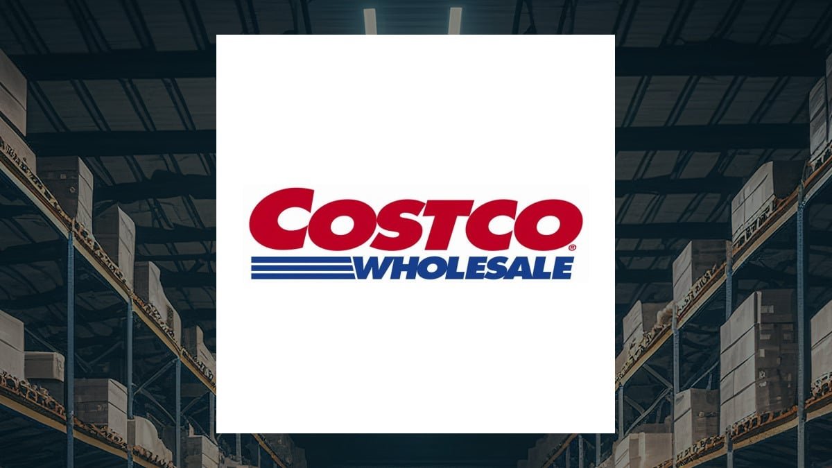 costco-wholesale-(nasdaq:cost)-evp-claudine-adamo-sells-2,200-shares-of-stock