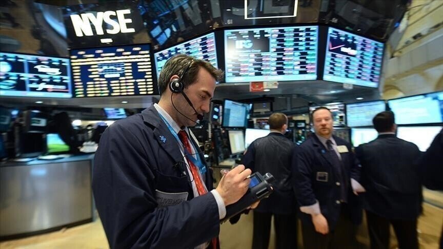 us-stock-markets-show-mixed-results-with-inflation-concerns,-bond-market-pressures-in-q3
