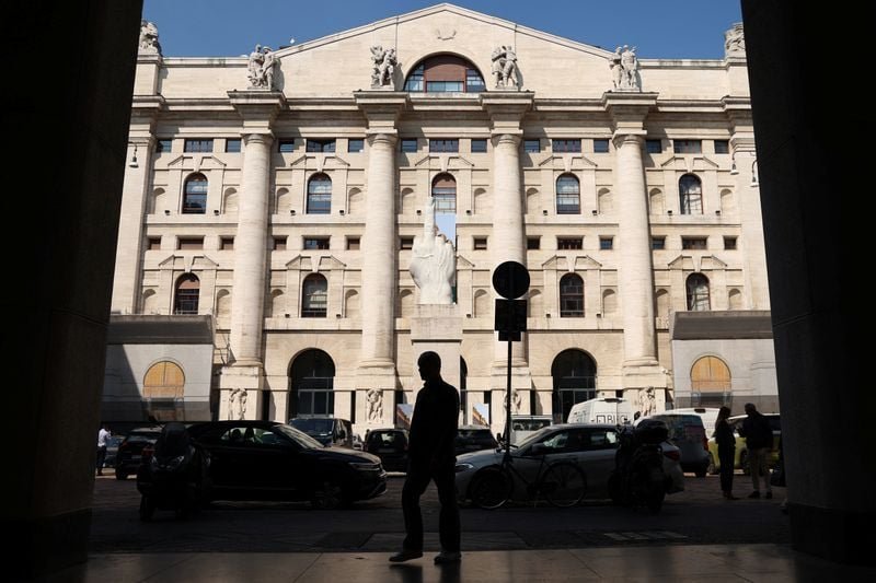 milan-stock-exchange,-stellantis-rallies-after-hitting-lows,-market-eyes-vehicle-registration-data