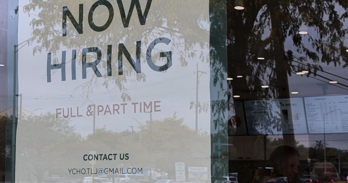 america-in-focus:-unemployment-rate-climbs,-mortgage-rate-hits-nearly-3-year-high