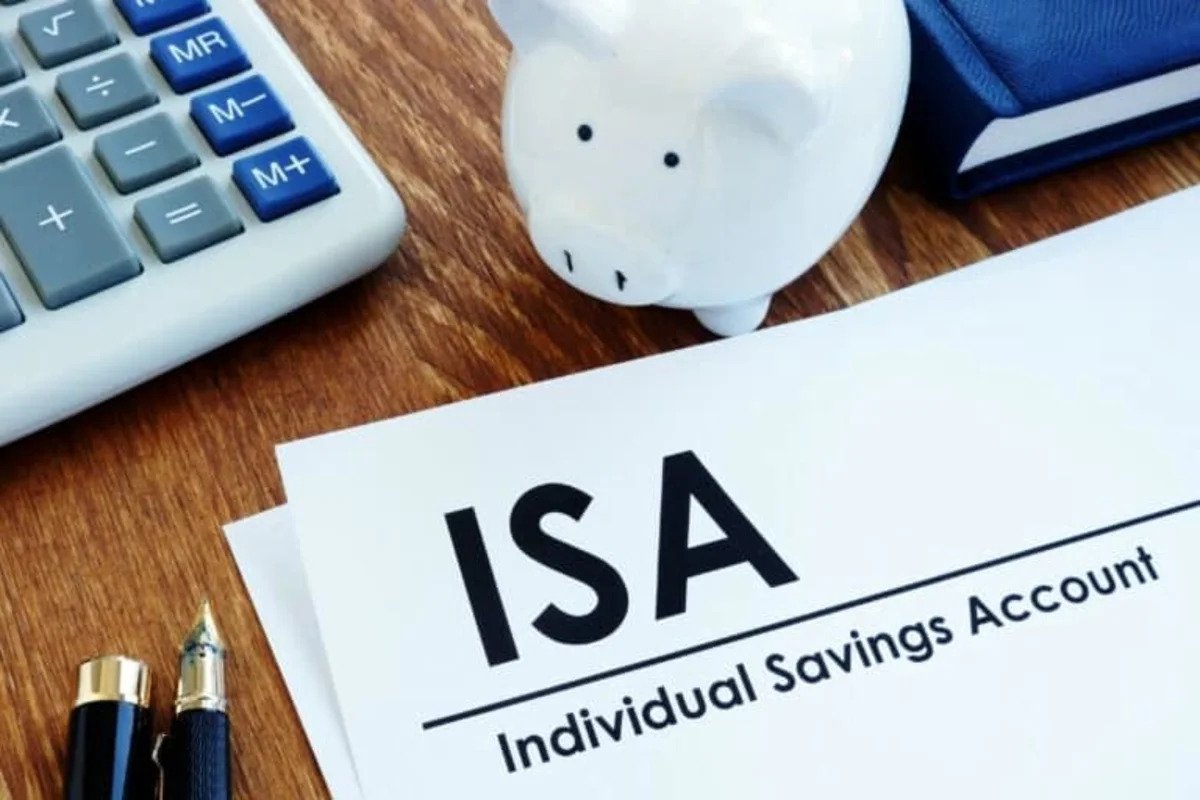 how-to-try-and-turn-a-20k-isa-into-a-second-income-of-17.9k-per-year