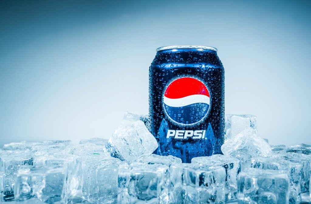 pepsico-q3-preview:-stock-at-lowest-since-2020,-market-expert-sees-19%-downside-on-weak-report
