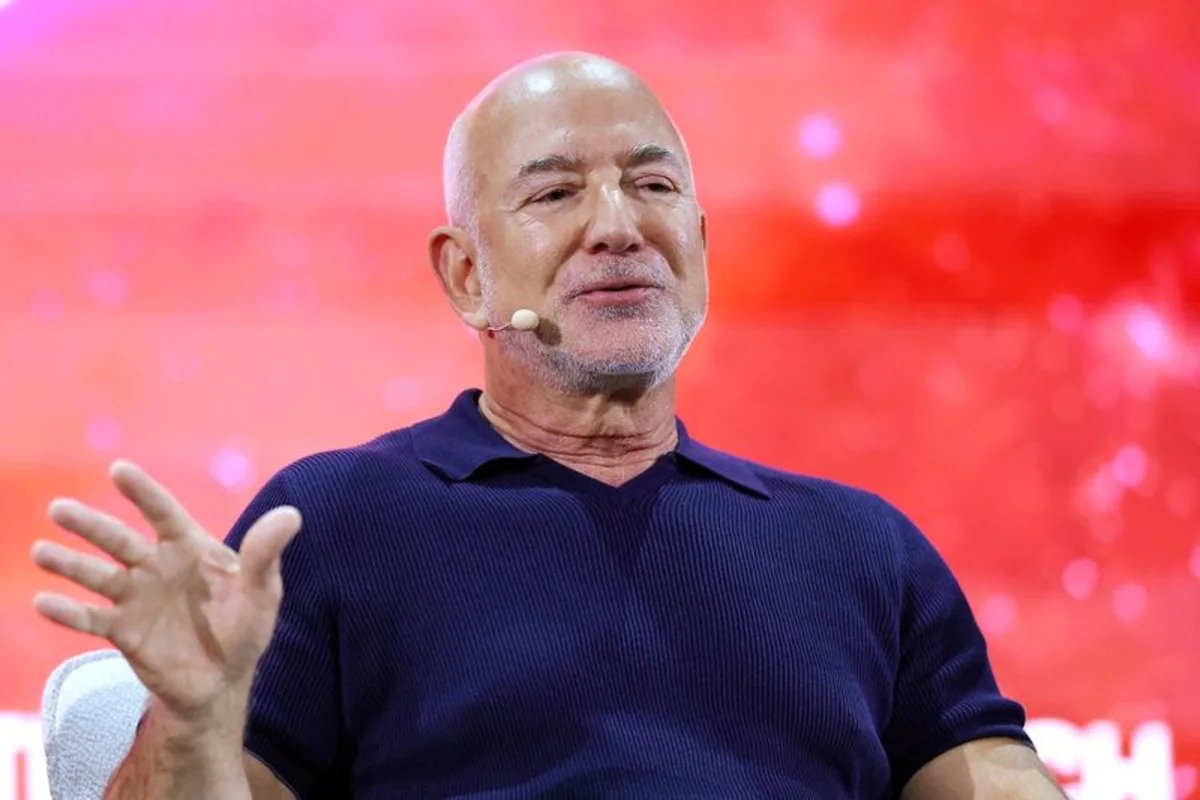 bezos-says-blue-origin-likely-to-pursue-ipo-in-coming-years