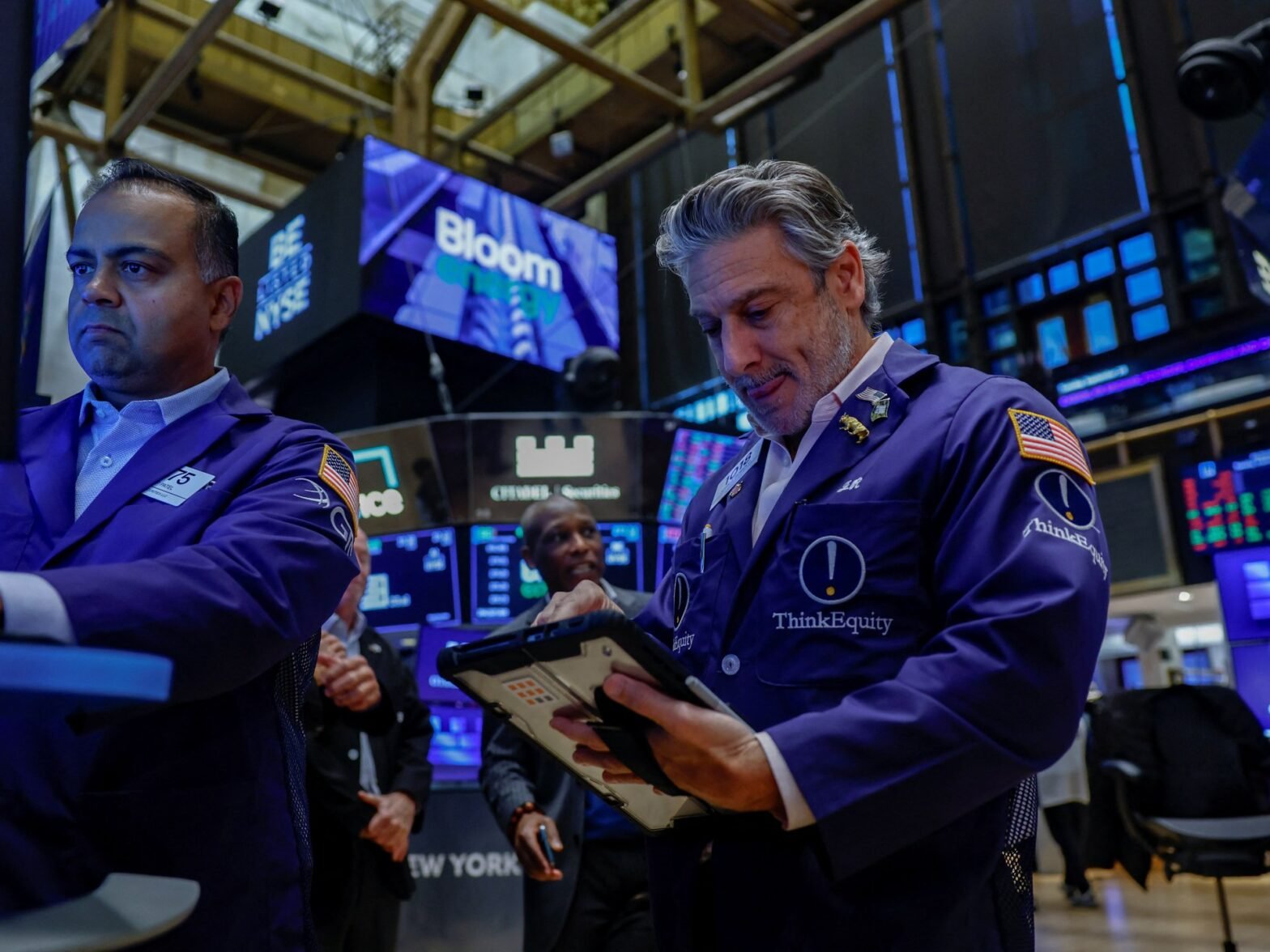us-stocks-slide-as-oil-prices-fluctuate-over-renewed-iran-war-fears