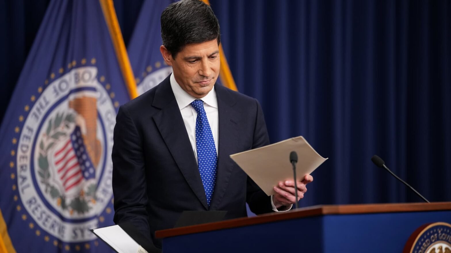 fed-minutes,-pepsi-earnings,-midterm-megadonors-and-more-in-morning-squawk