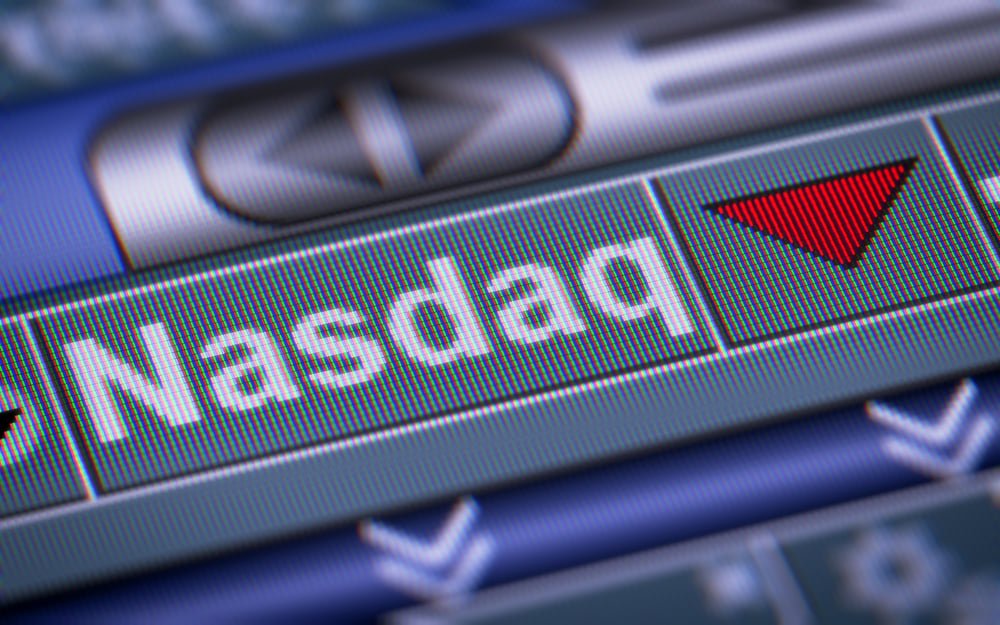 nasdaq-100-drops-1%-on-hot-cpi,-soxx-falls-7th-day:-stock-market-today