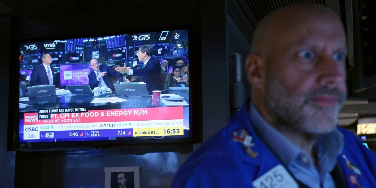 chip-stocks-sell-off-wipes-out-$1-trillion-in-value-as-ai-trade-wobbles