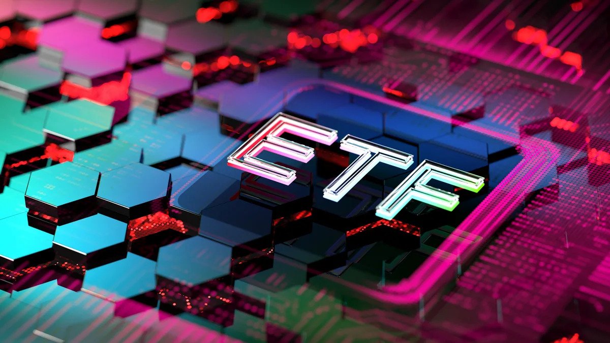 choosing-an-international-etf:-the-case-for-the-developed-market-favorite-vs.-the-low-cost-emerging-challenger