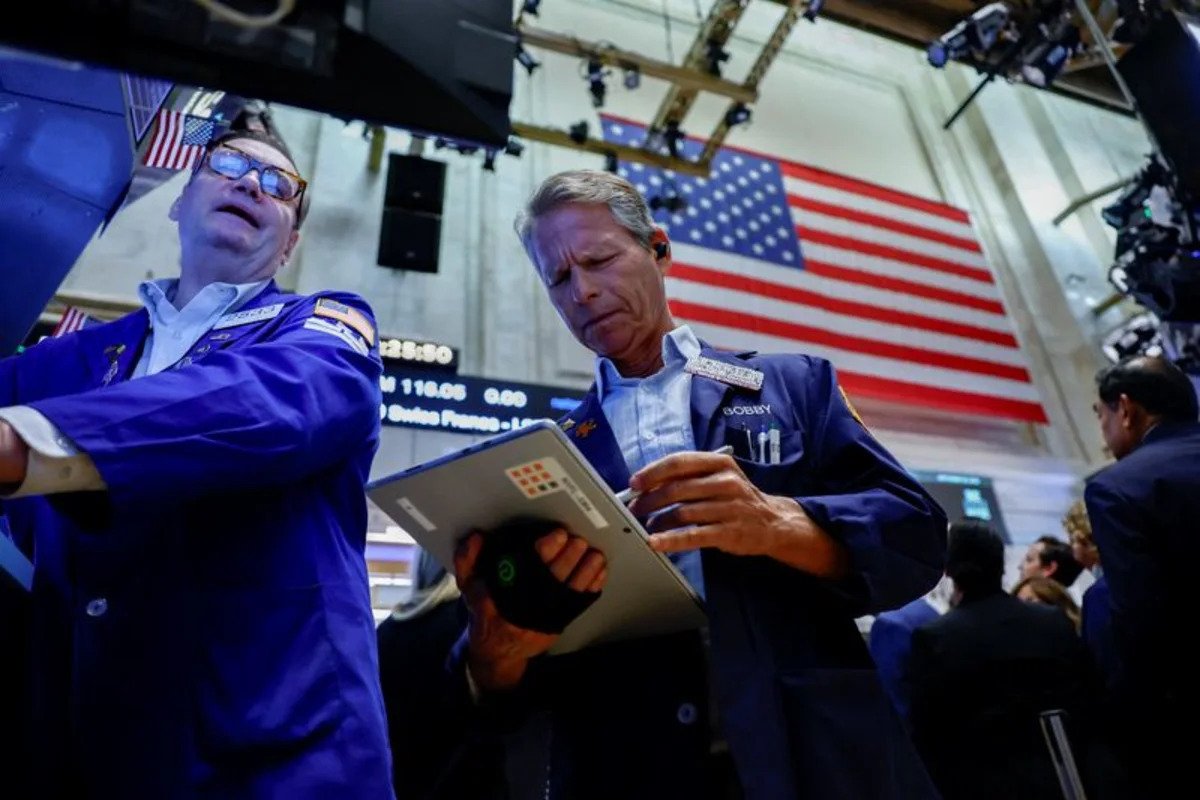 global-tech-rout-loses-steam
