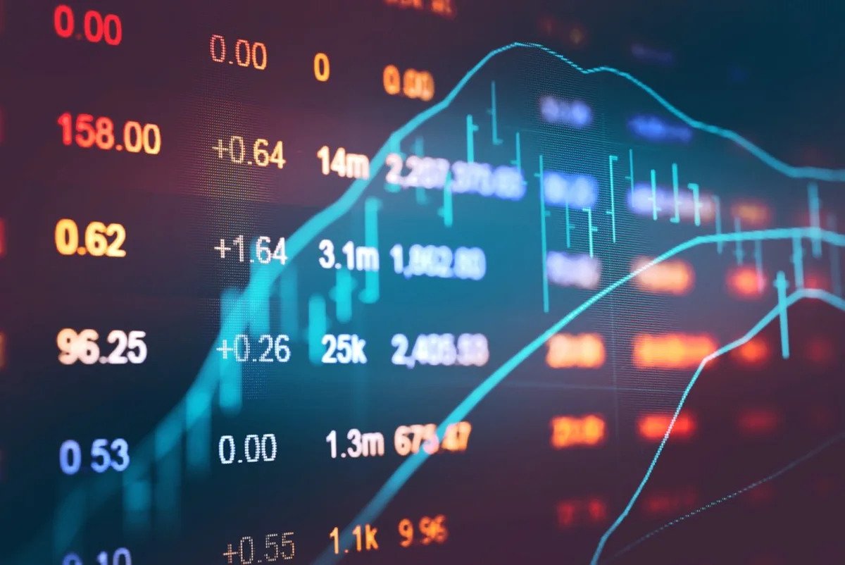 update:-nasdaq-falls-to-end-four-week-winning-streak-amid-tech-sell-off