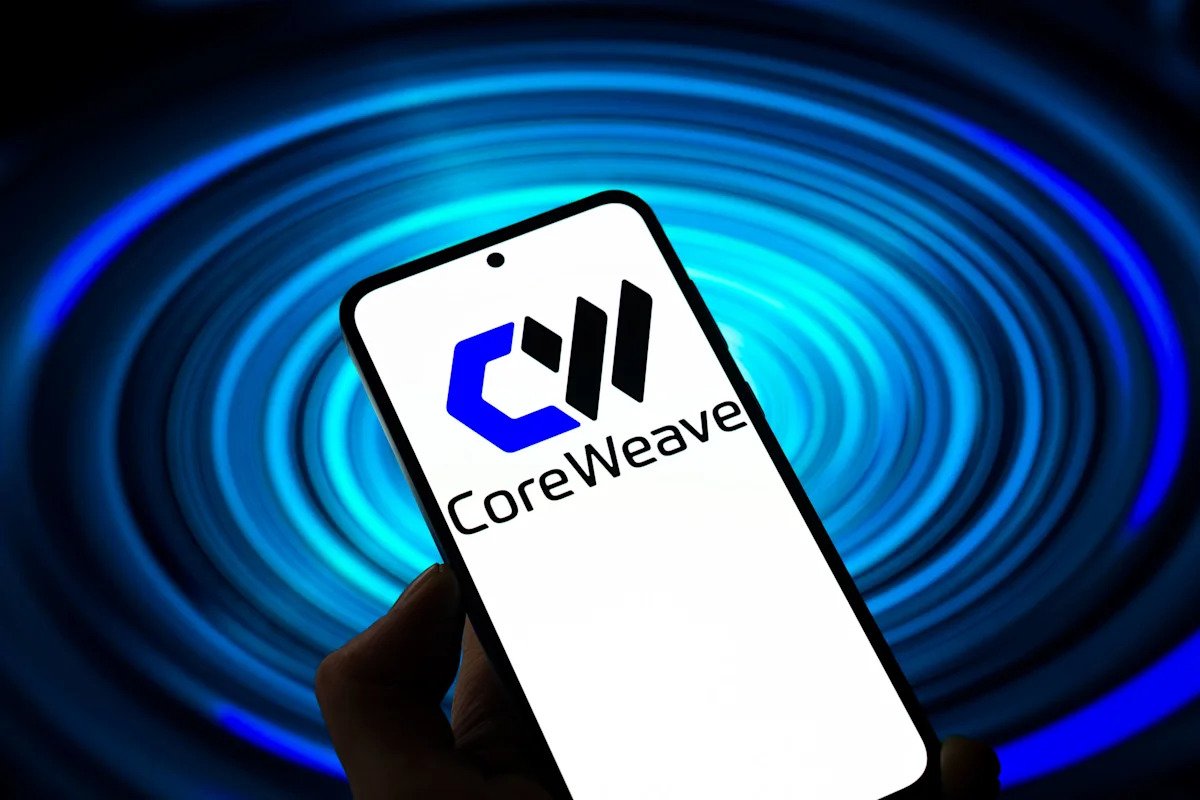 coreweave-stock-plunges-12%,-but-wall-street-analyst-says-buy-the-dip