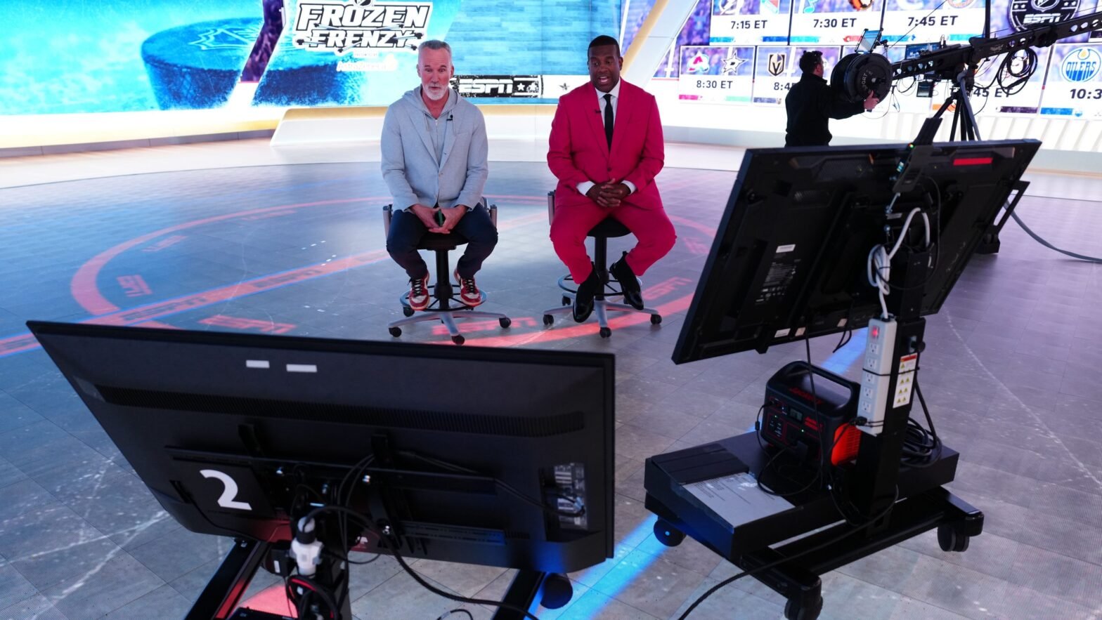 for-one-night,-hockey-takes-center-ice-at-espn-during-‘frozen-frenzy’
