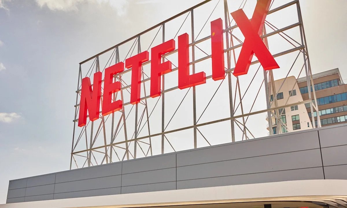 should-you-buy-netflix-stock-before-its-earnings-report-after-hours-today?