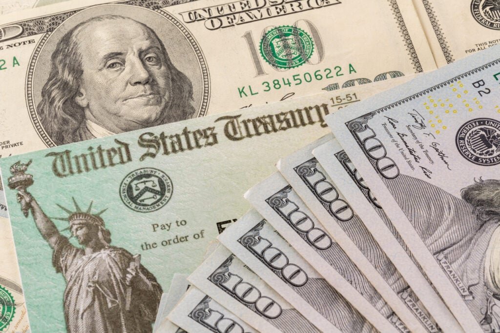 wall-street’s-most-accurate-analysts-give-their-take-on-3-energy-stocks-delivering-high-dividend-yields-…