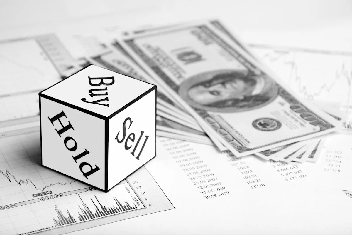 arista-networks-vs.-salesforce:-which-technology-stock-is-a-better-buy-in-2026?