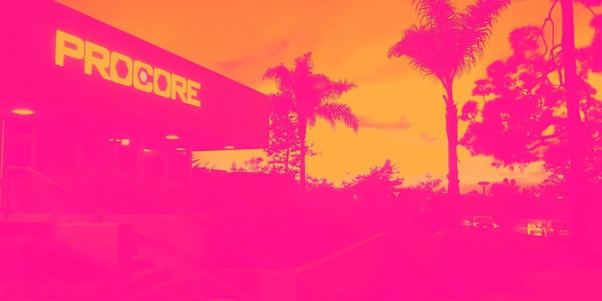2-reasons-pcor-is-risky-and-1-stock-to-buy-instead