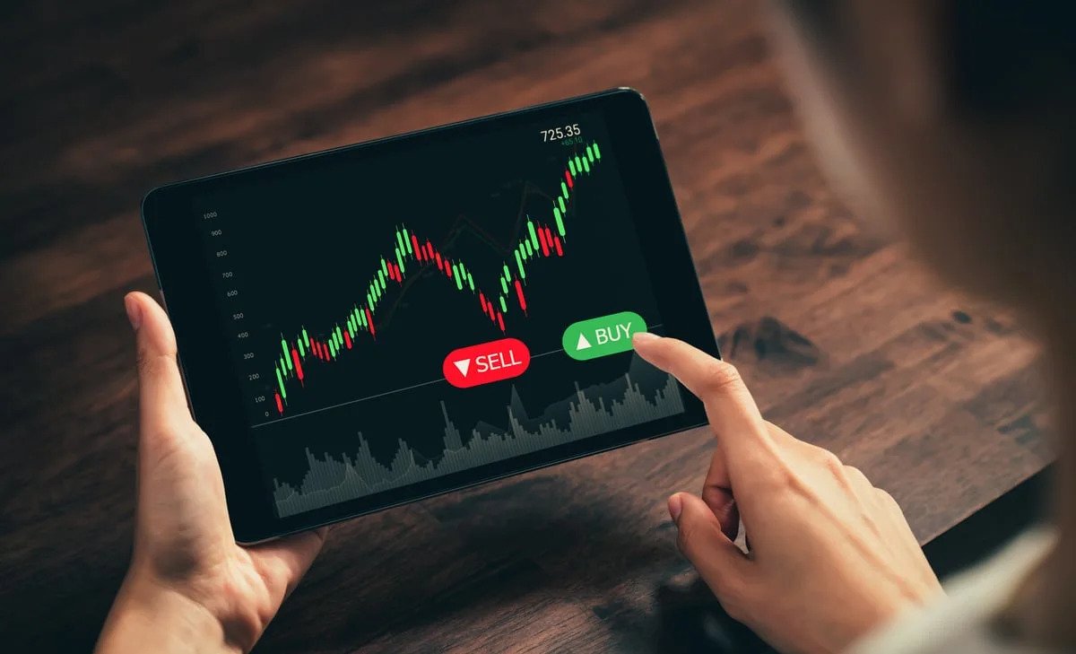 waiting-for-the-perfect-moment-to-invest?-history-says-that-could-cost-you.
