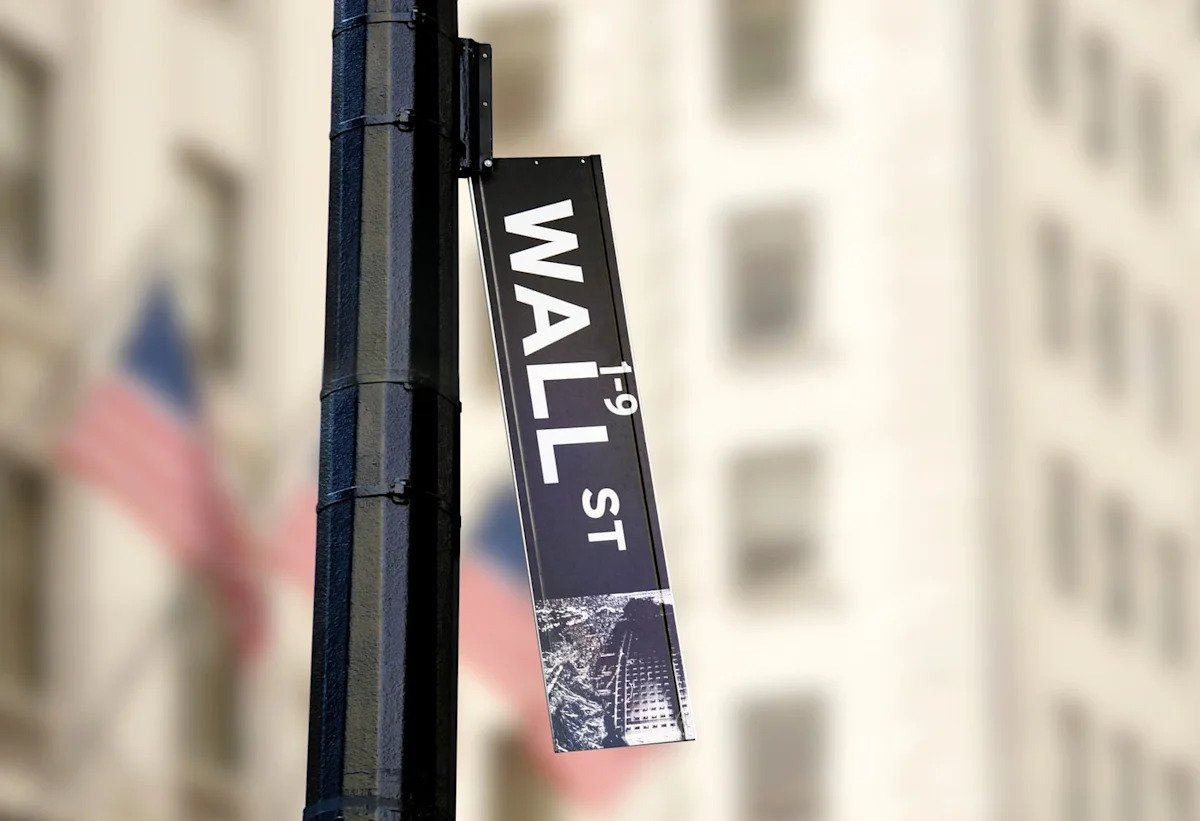 this-stock-market-metric-warns-history-may-be-repeating-itself-here’s-how-the-smartest-investors-are-preparing.