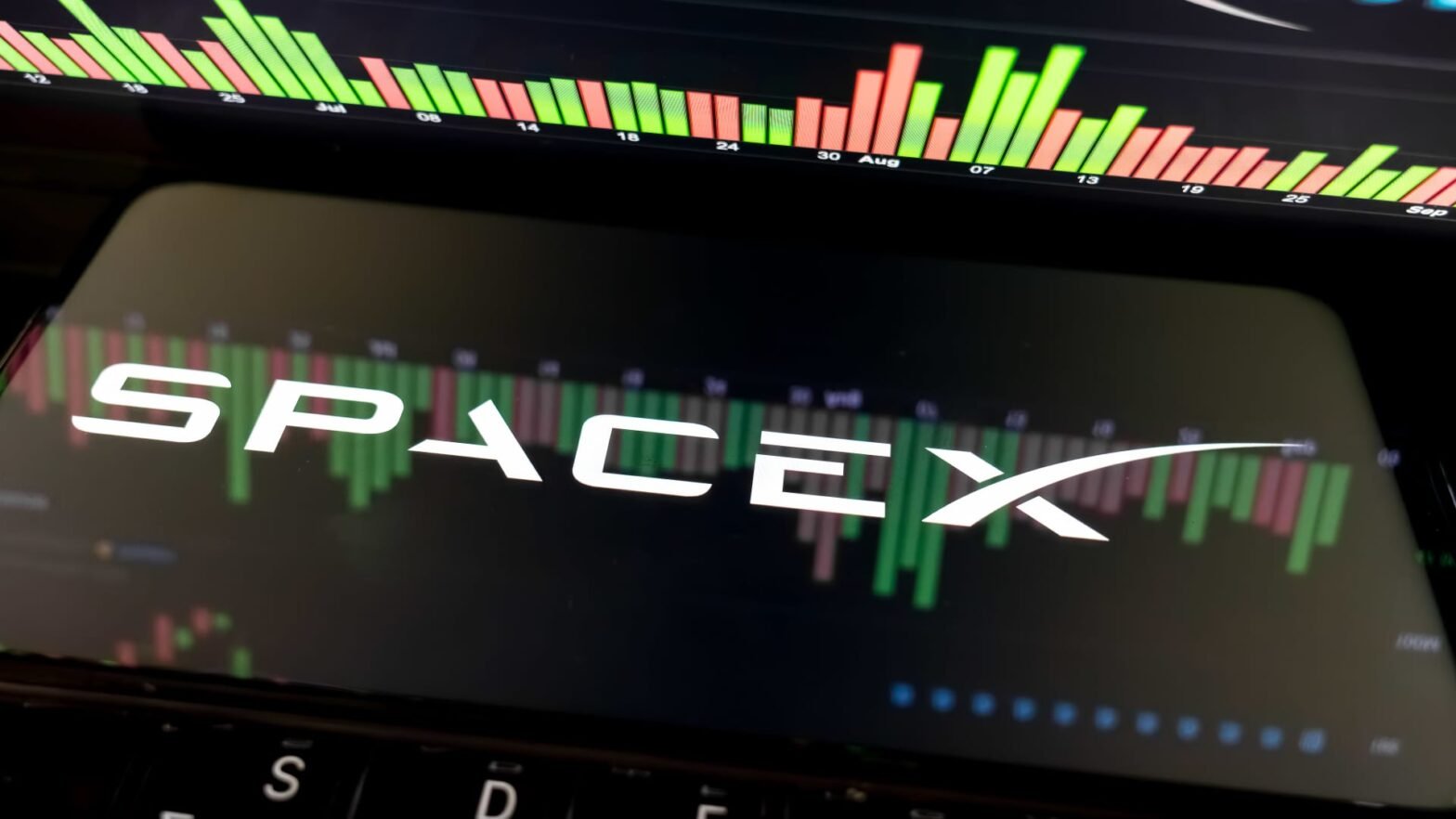 spacex-coverage-network-designs-draw-wall-street’s-eye.-here’s-what-analysts-think
