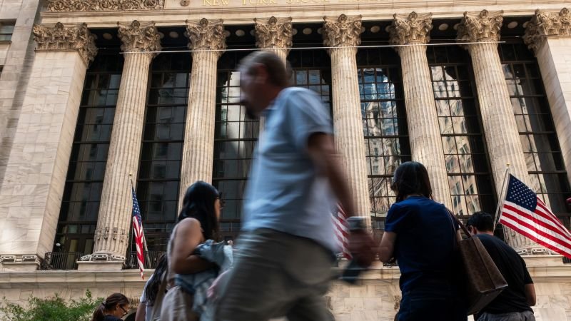 the-markets-are-starting-to-act-seriously-weird.-blame-ai