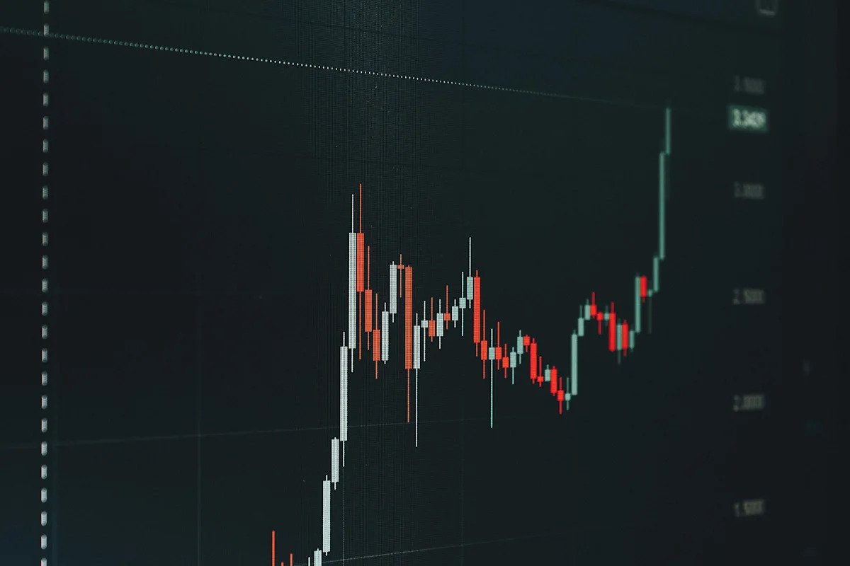 5-strong-buy-small-cap-stocks-to-invest-in