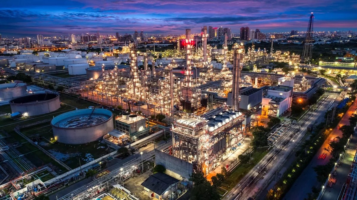 exxon-mobil-stock-is-up-55%-in-2026.-is-its-dividend-still-safe?