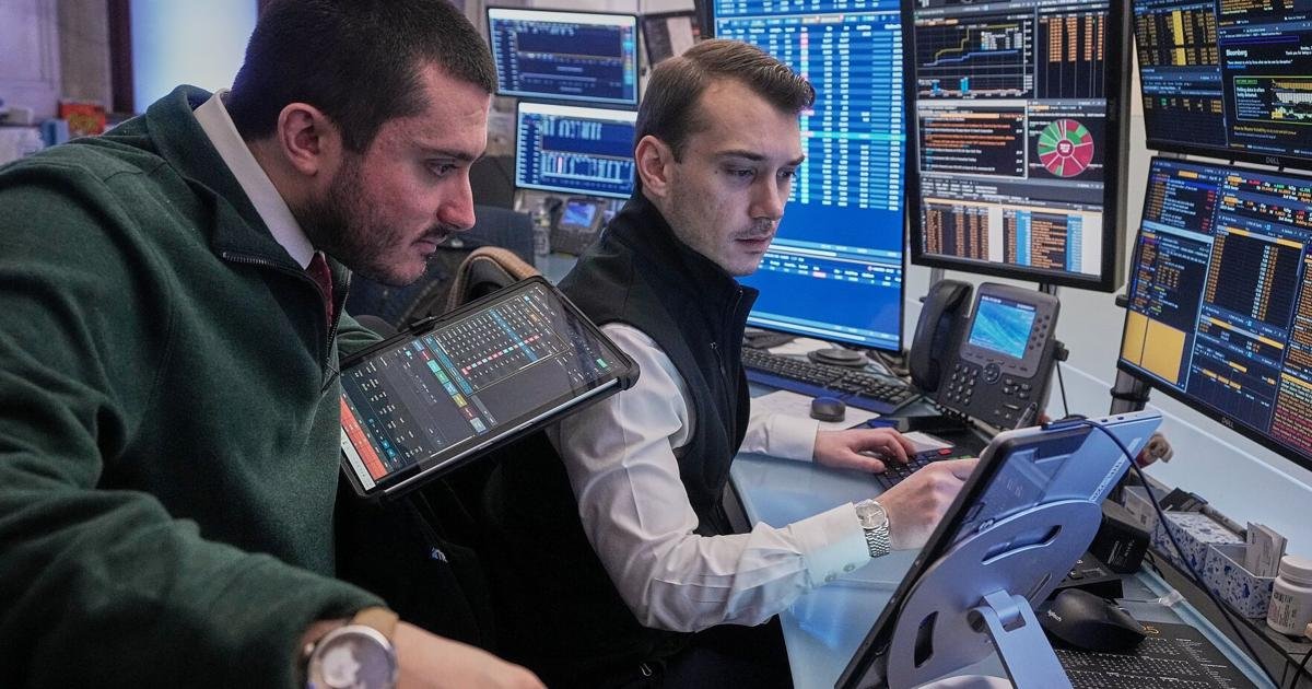 global-trading-is-mixed-as-worries-about-ai-related-issues-grow