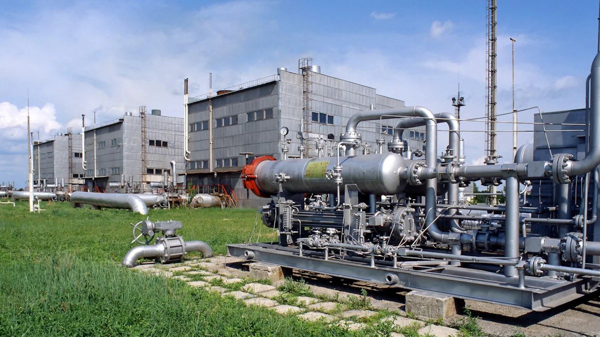 con-edison-(ed)-stock-looks-in-line-as-its-77%-run-draws-focus