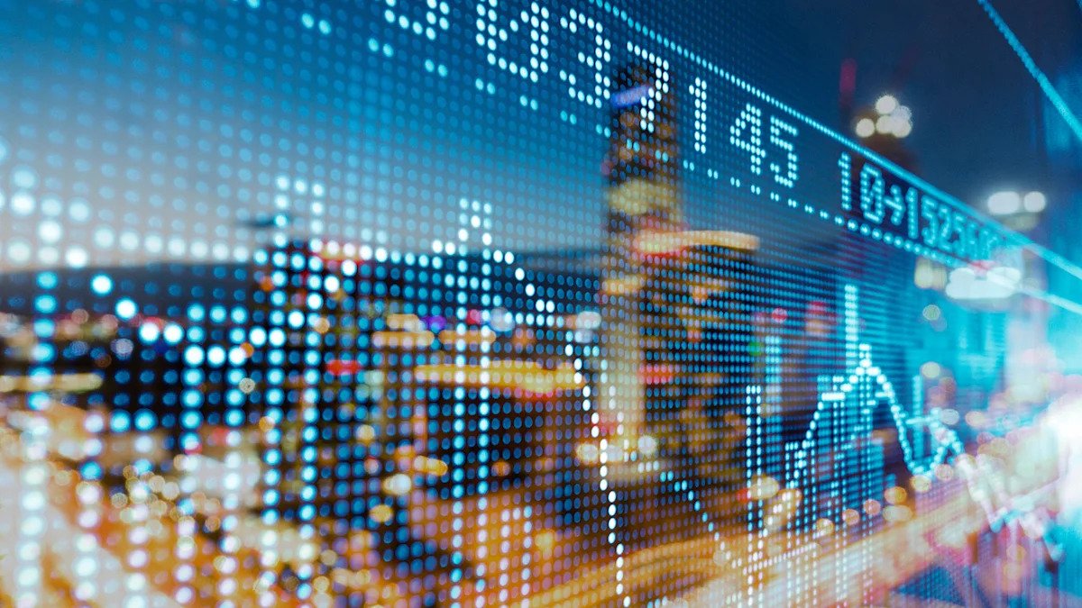 suze-orman-says-you-don’t-have-to-buy-every-market-dip.-here’s-why